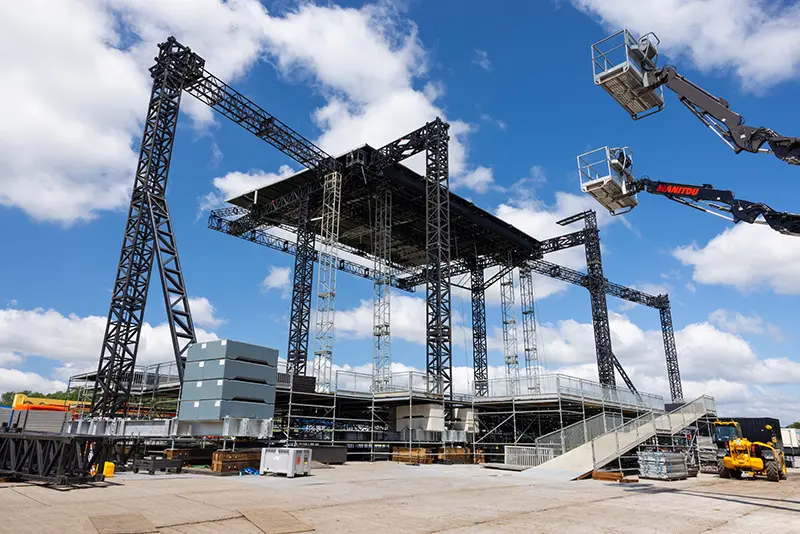 StarLive - Oasis Stage - Manchester - Build